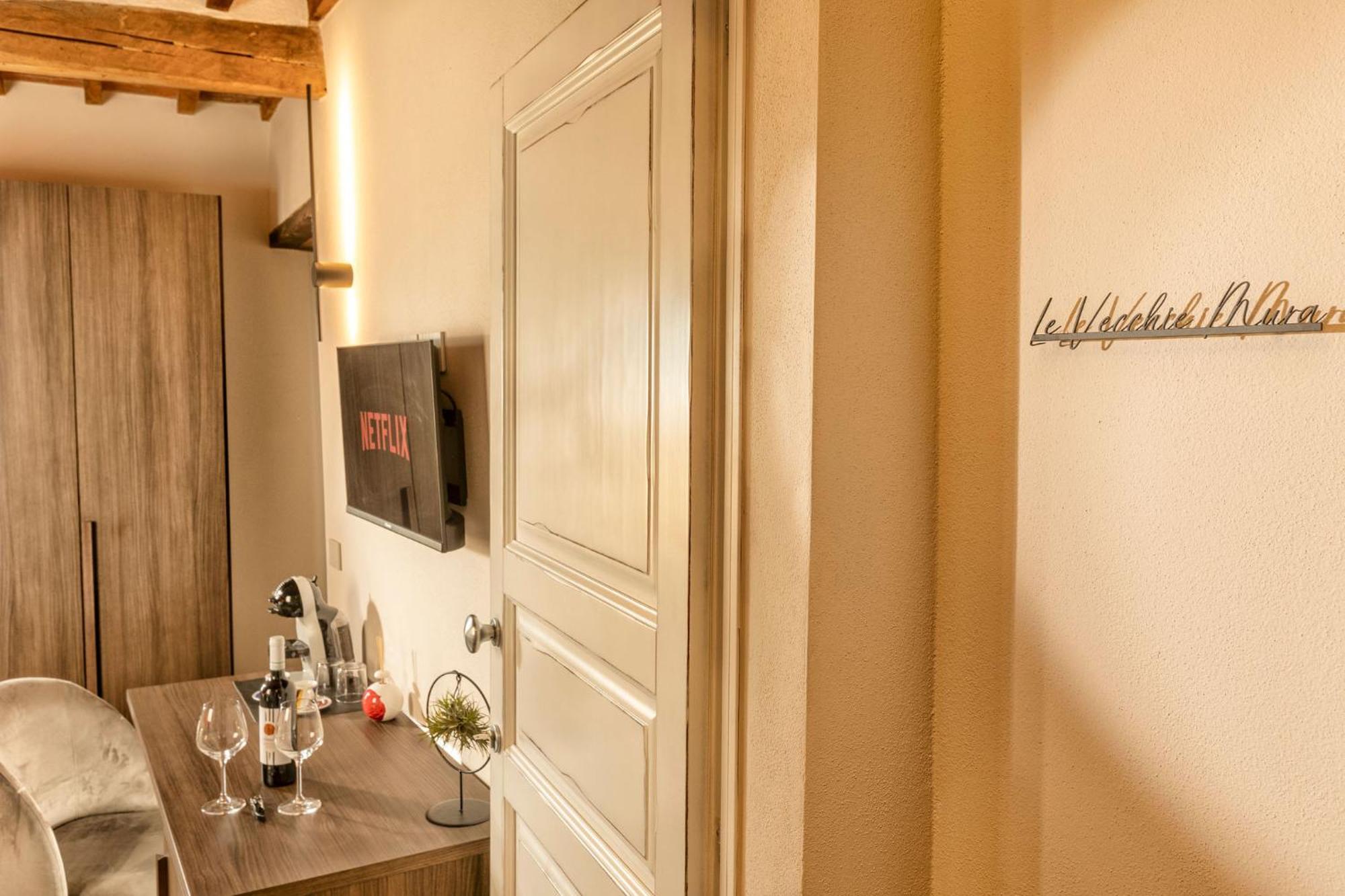 Palazzo Falcinelli Luxury Room In Montepulciano Center With Air Conditioning And Elevator Buitenkant foto