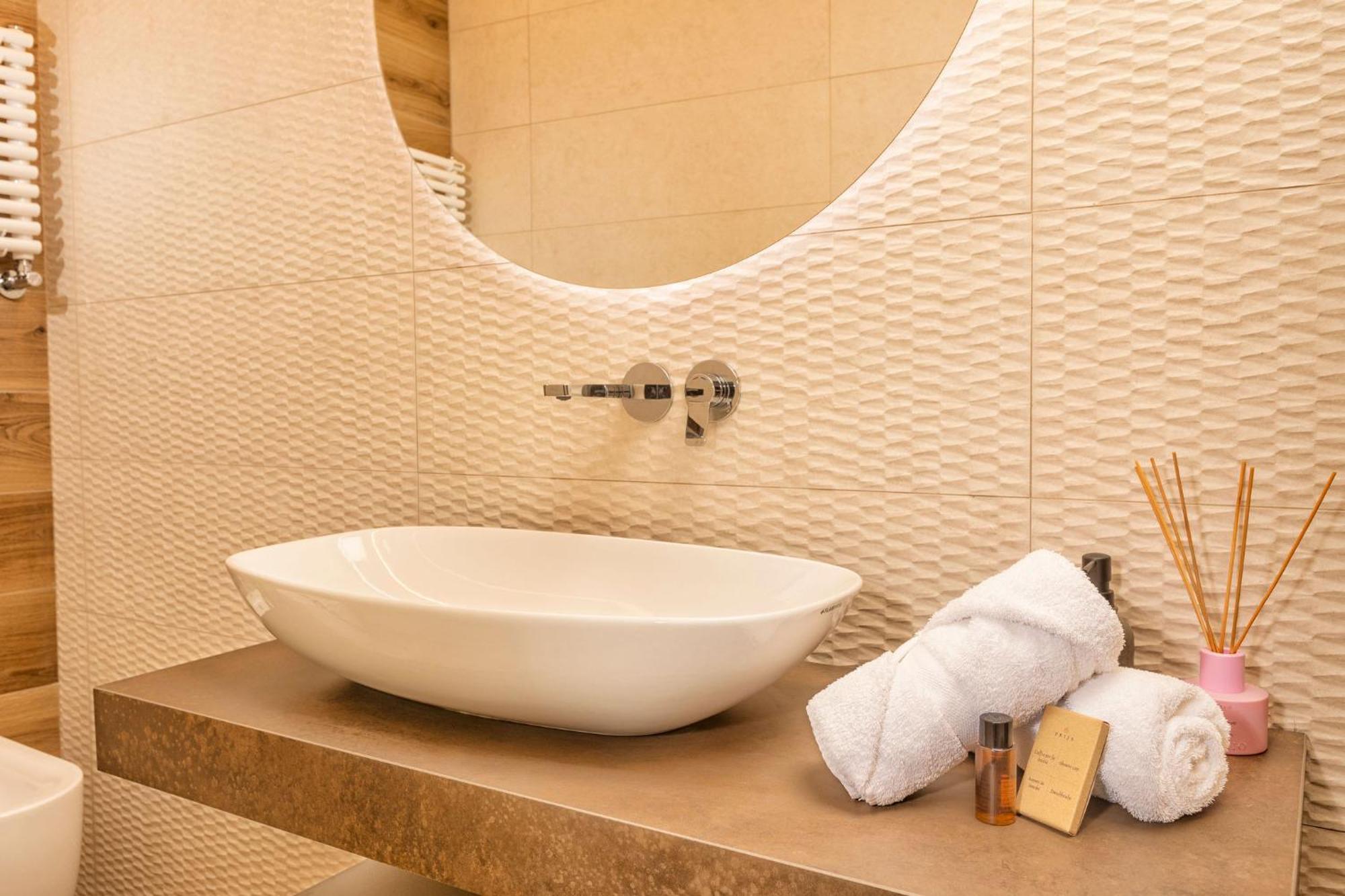 Palazzo Falcinelli Luxury Room In Montepulciano Center With Air Conditioning And Elevator Buitenkant foto