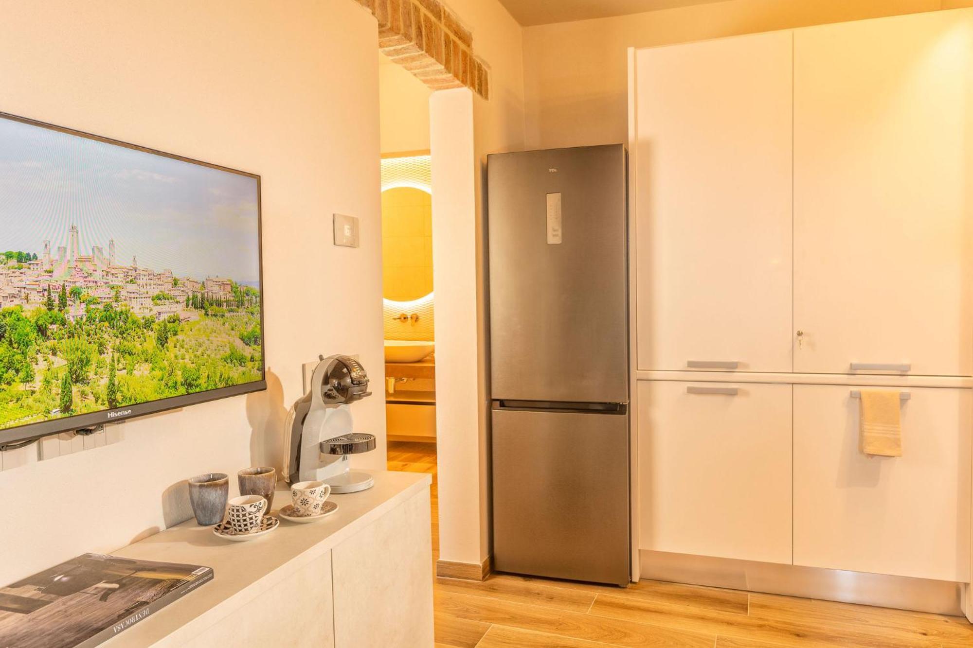 Palazzo Falcinelli Luxury Room In Montepulciano Center With Air Conditioning And Elevator Buitenkant foto